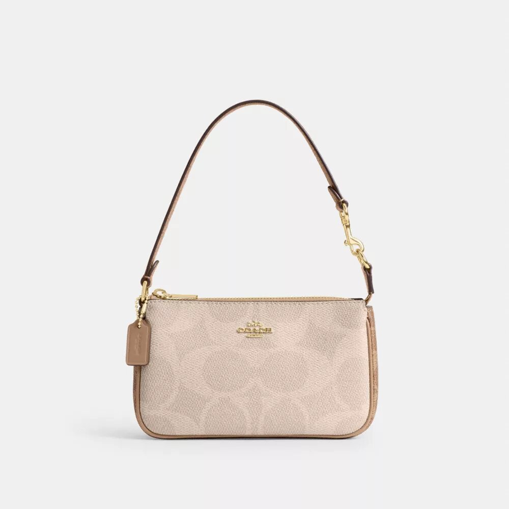 Nolita 19 in Blocked Signature Canvas