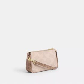 Nolita 19 in Blocked Signature Canvas