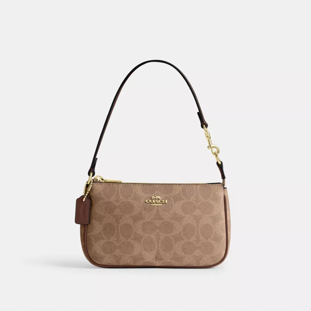 Nolita 19 in Signature Canvas