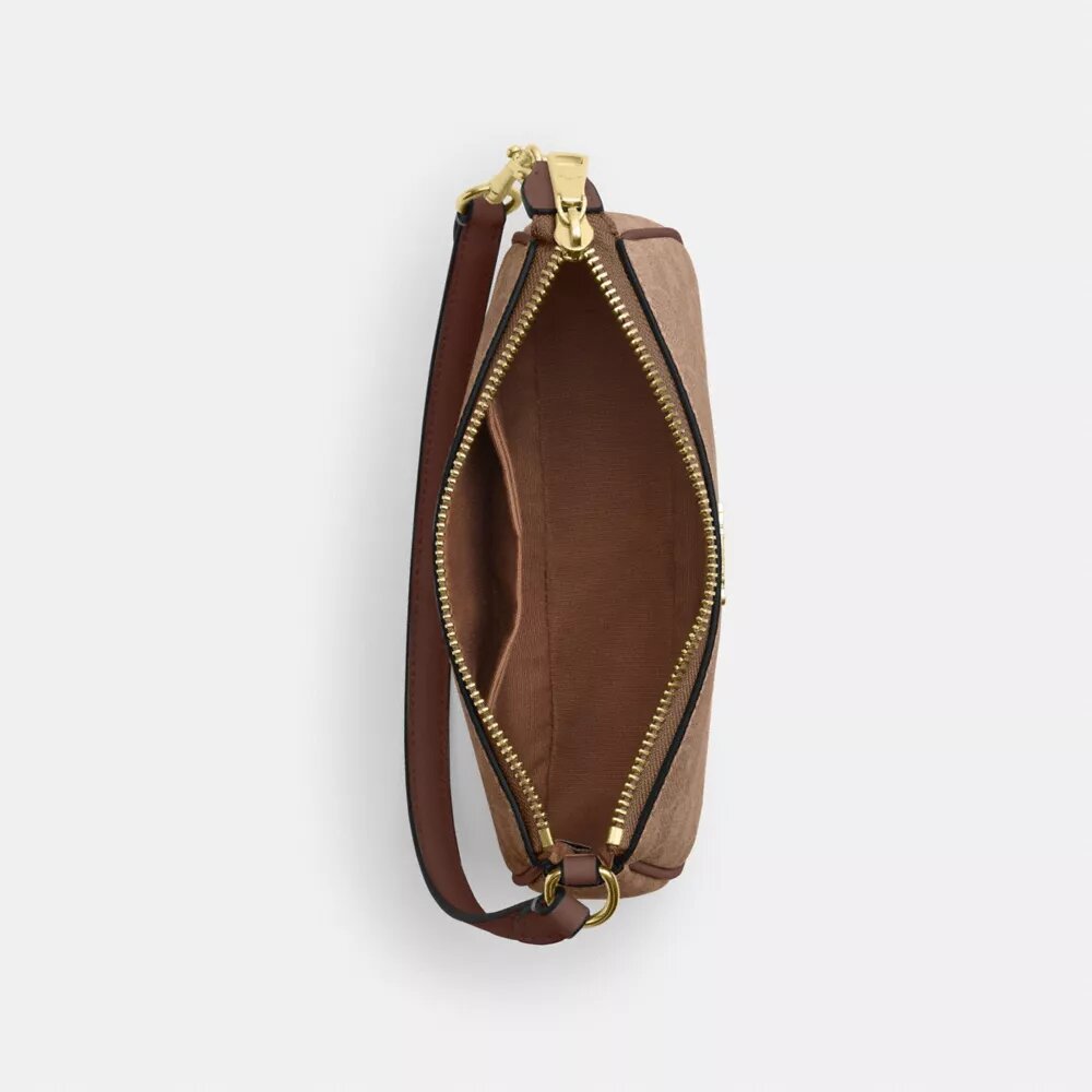 Nolita 19 in Signature Canvas