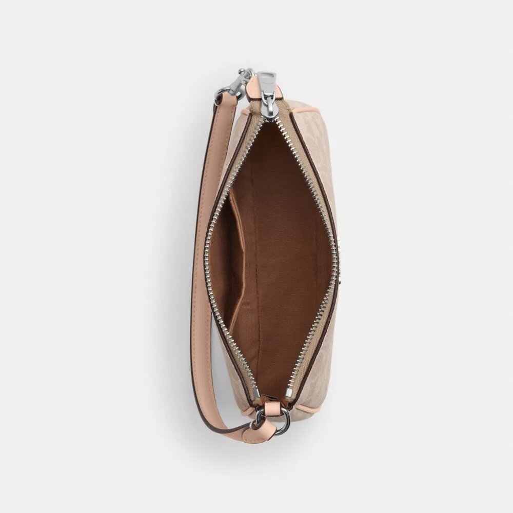 Nolita 19 in Signature Canvas