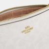 Nolita 19 in Signature Canvas