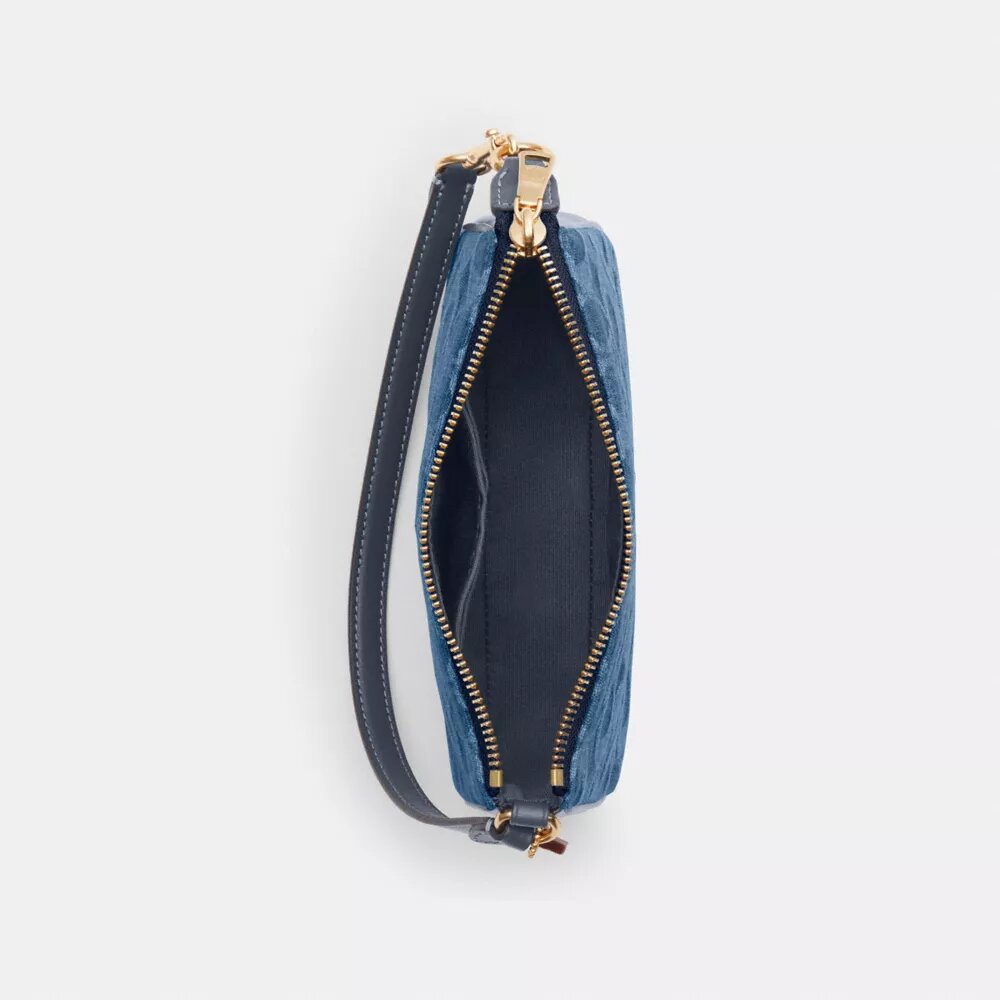 Nolita 19 in Signature Denim