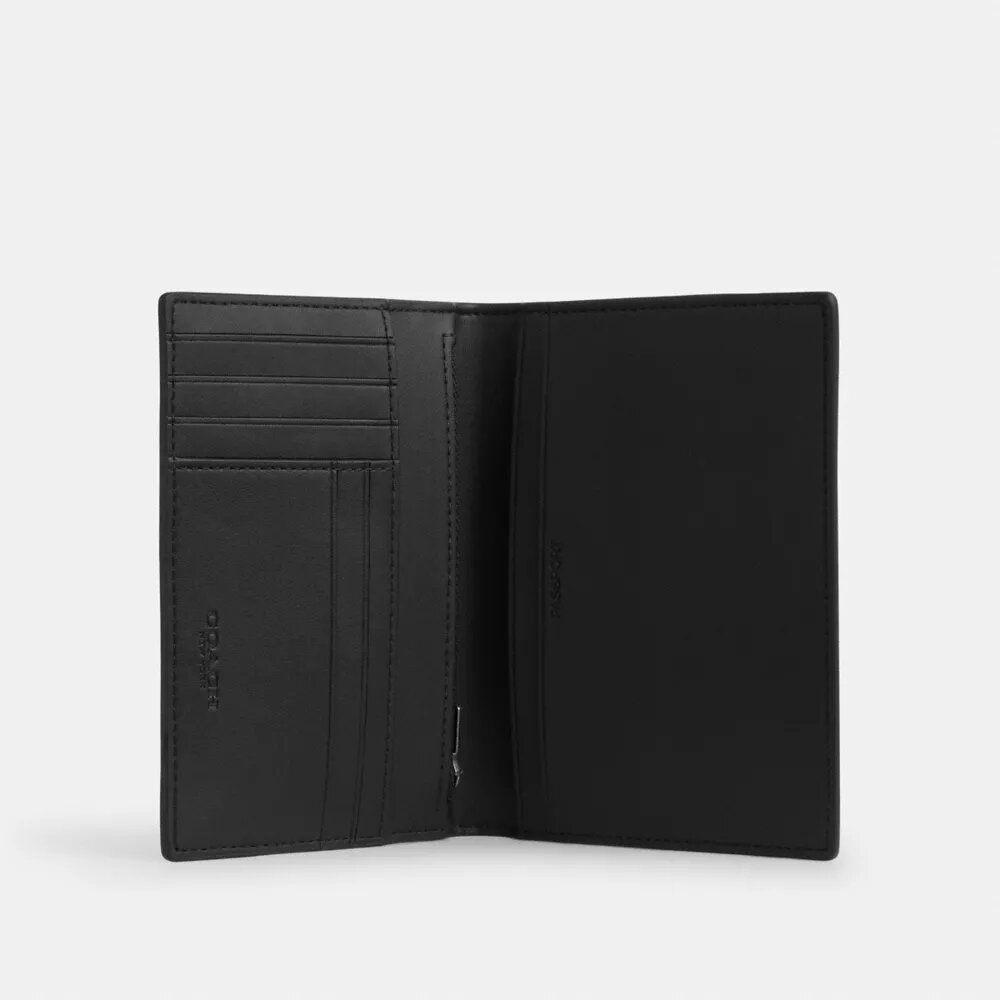 Passport Card Case in Signature Canvas