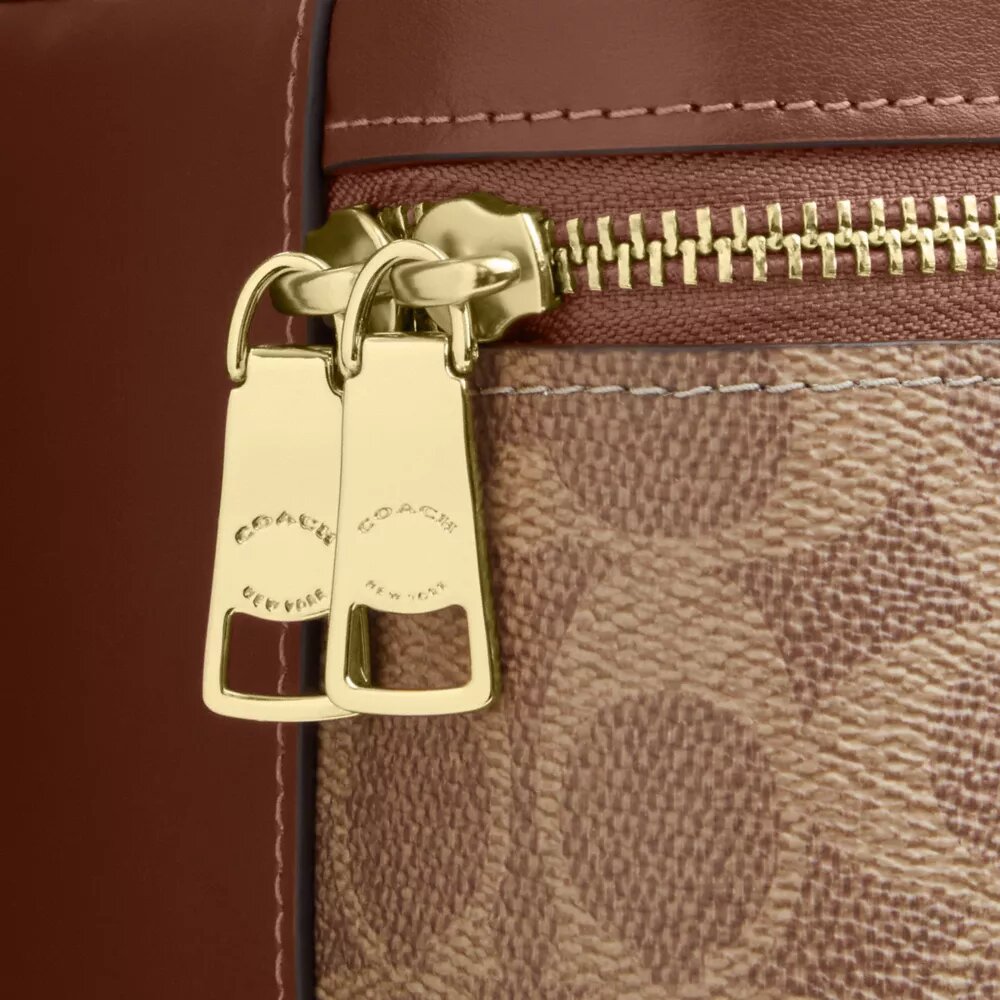 Rainer Crossbody Bag 18 in Signature Canvas