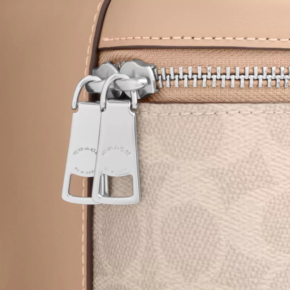 Rainer Crossbody Bag 18 in Signature Canvas