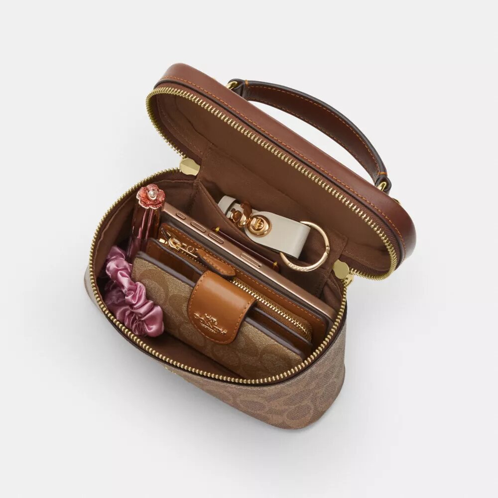 Rainer Crossbody Bag 18 in Signature Canvas