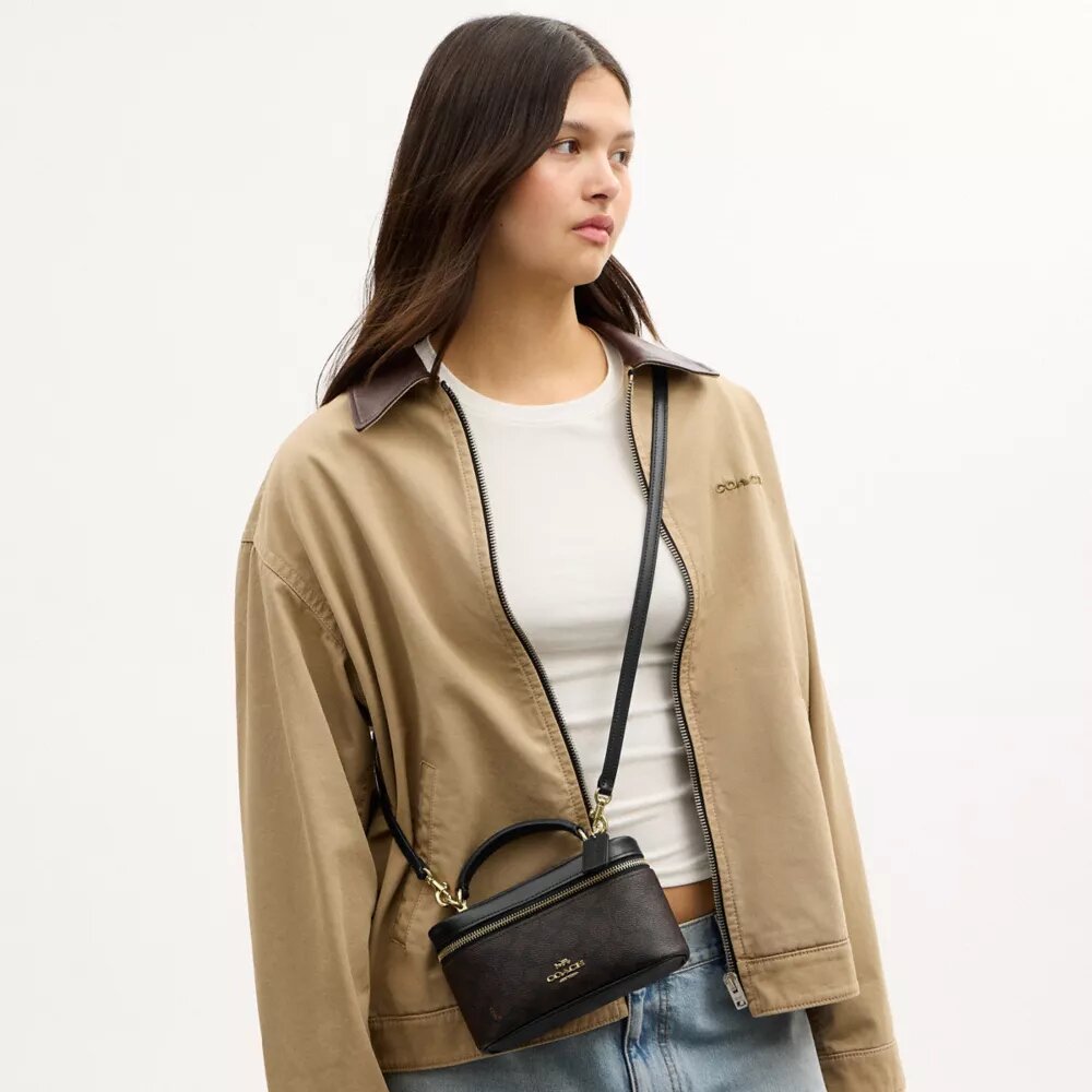 Rainer Crossbody Bag 18 in Signature Canvas