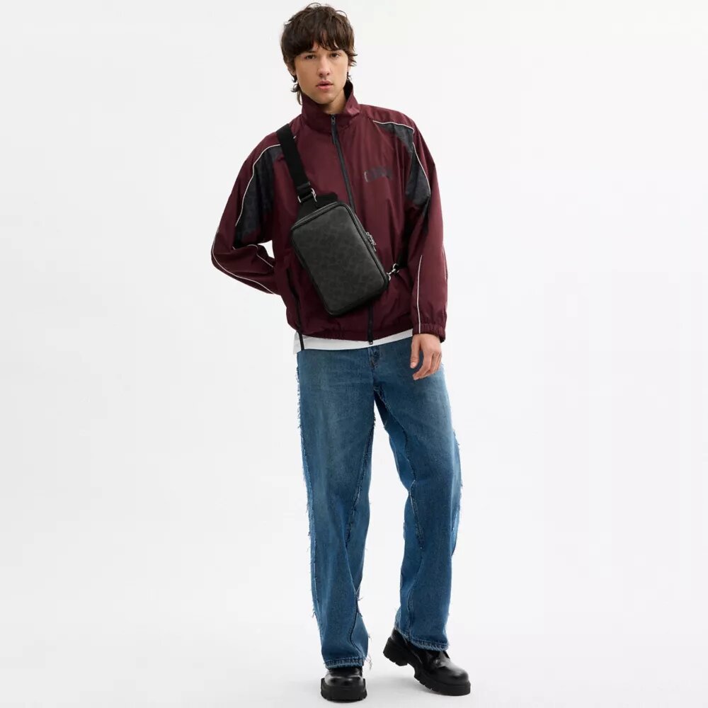 Ray Pack 17 in Signature Canvas