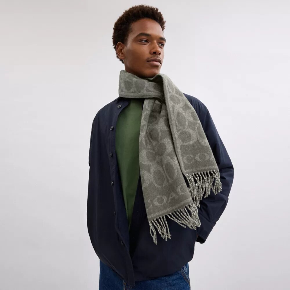 Reversible Signature Cashmere Muffler