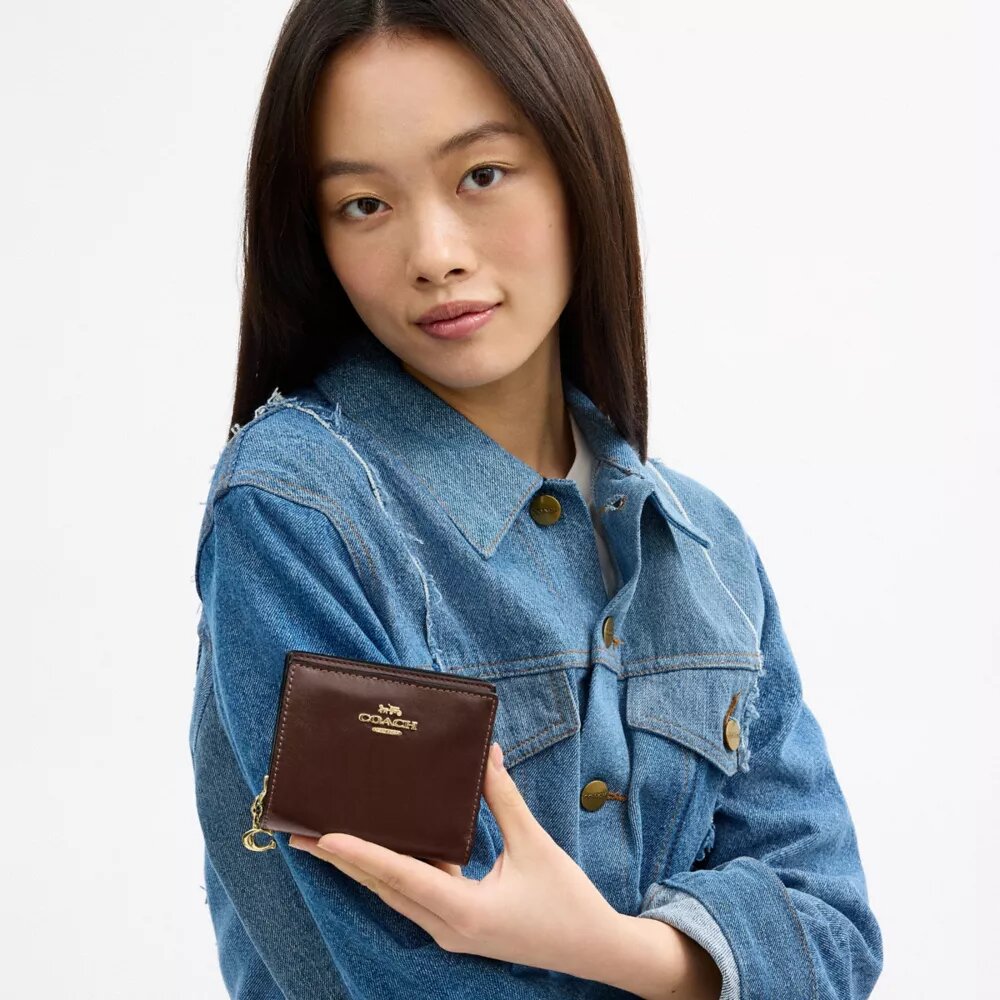 Snap Wallet with Charm