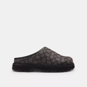 Sport Clog in Signature Jacquard