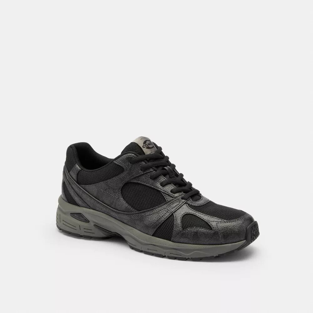Sport Sneaker in Signature Canvas