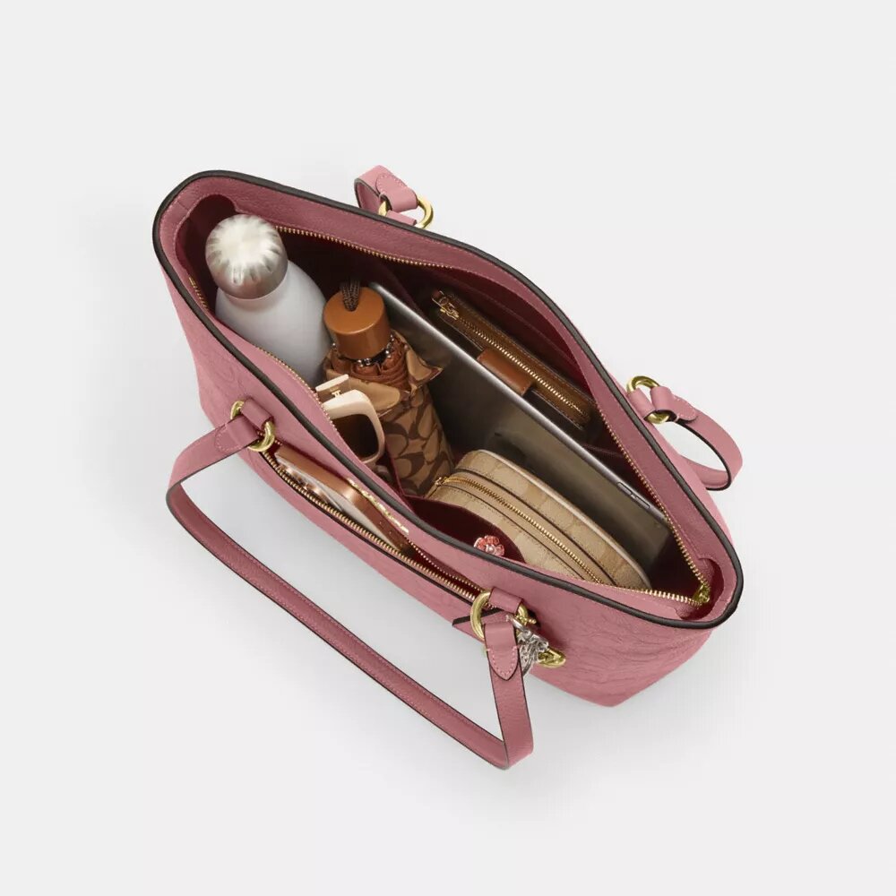 Station Tote Bag in Signature Leather