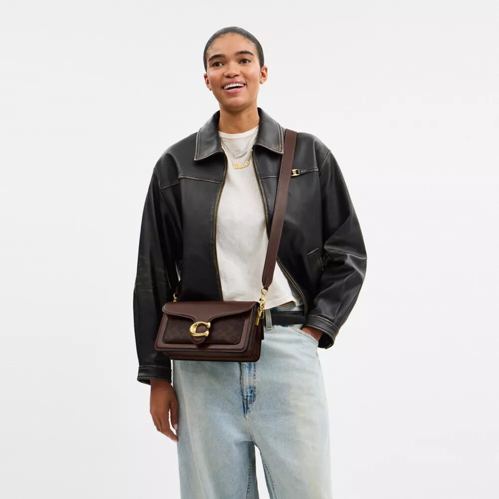 Tabby Shoulder Bag 26 in Signature Canvas