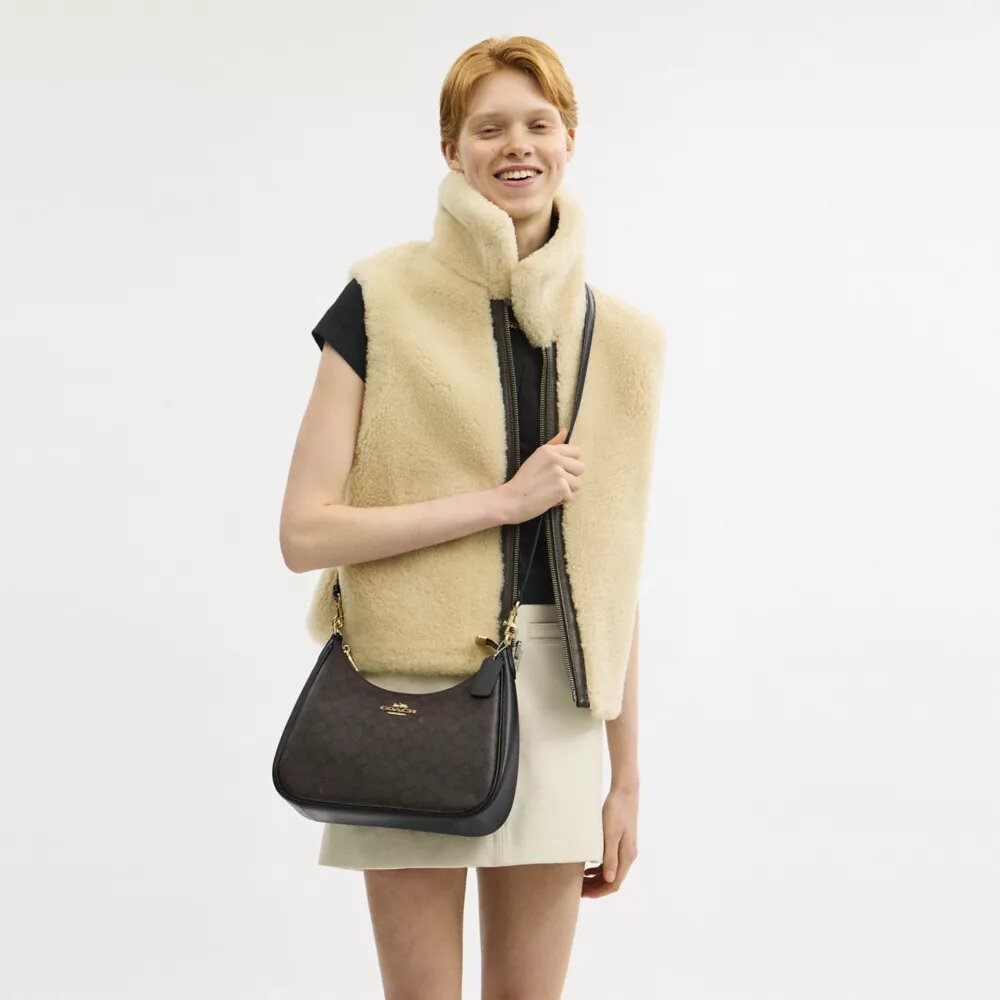 Teri Hobo Bag in Signature Canvas