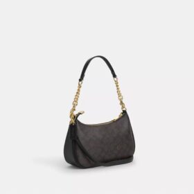 Teri Shoulder Bag in Signature Canvas