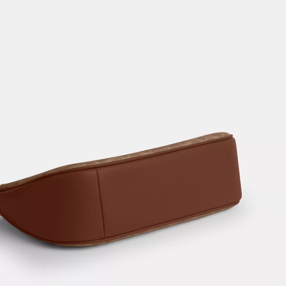 Teri Shoulder Bag in Signature Canvas