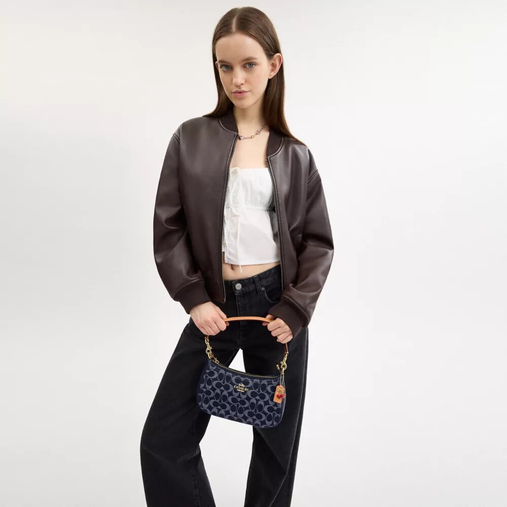 Teri Shoulder Bag in Signature Denim