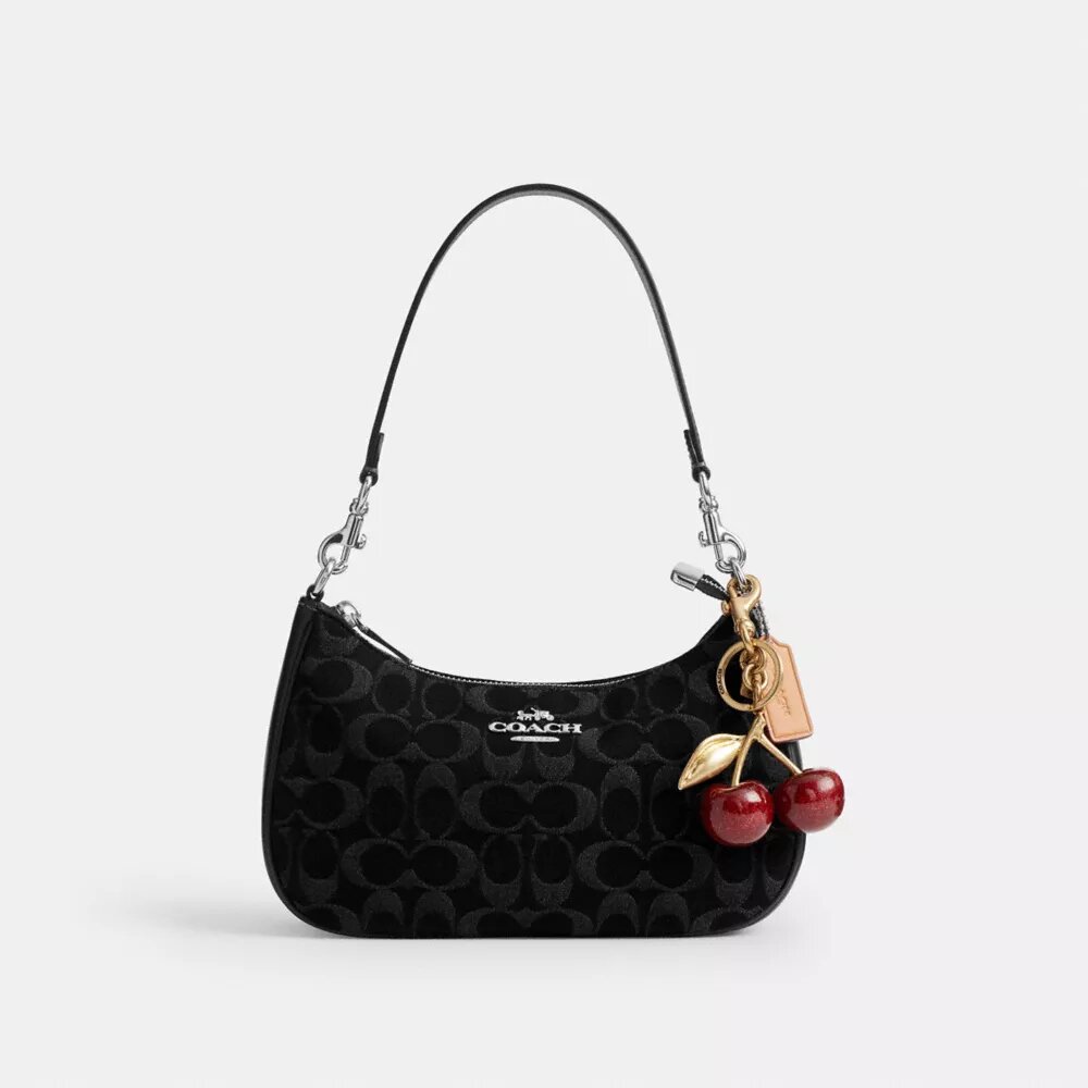 Teri Shoulder Bag in Signature Denim