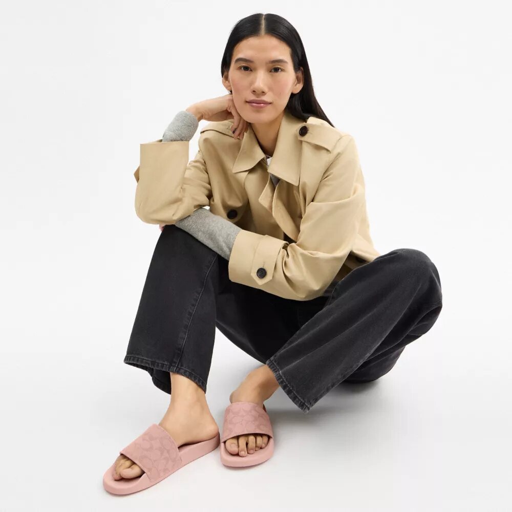 Udele Sport Slide in Signature Jacquard Canvas